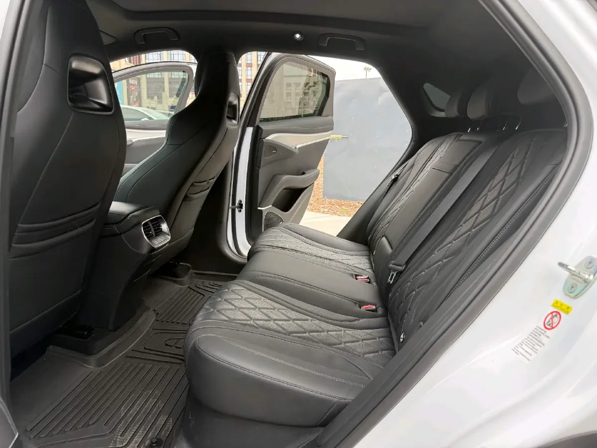 2024 BYD Sea Lion 07 BEV 80.64KWH,autocango,china used car exporter,china ev exporter,chinese used car exporter,chinese used ev exporter