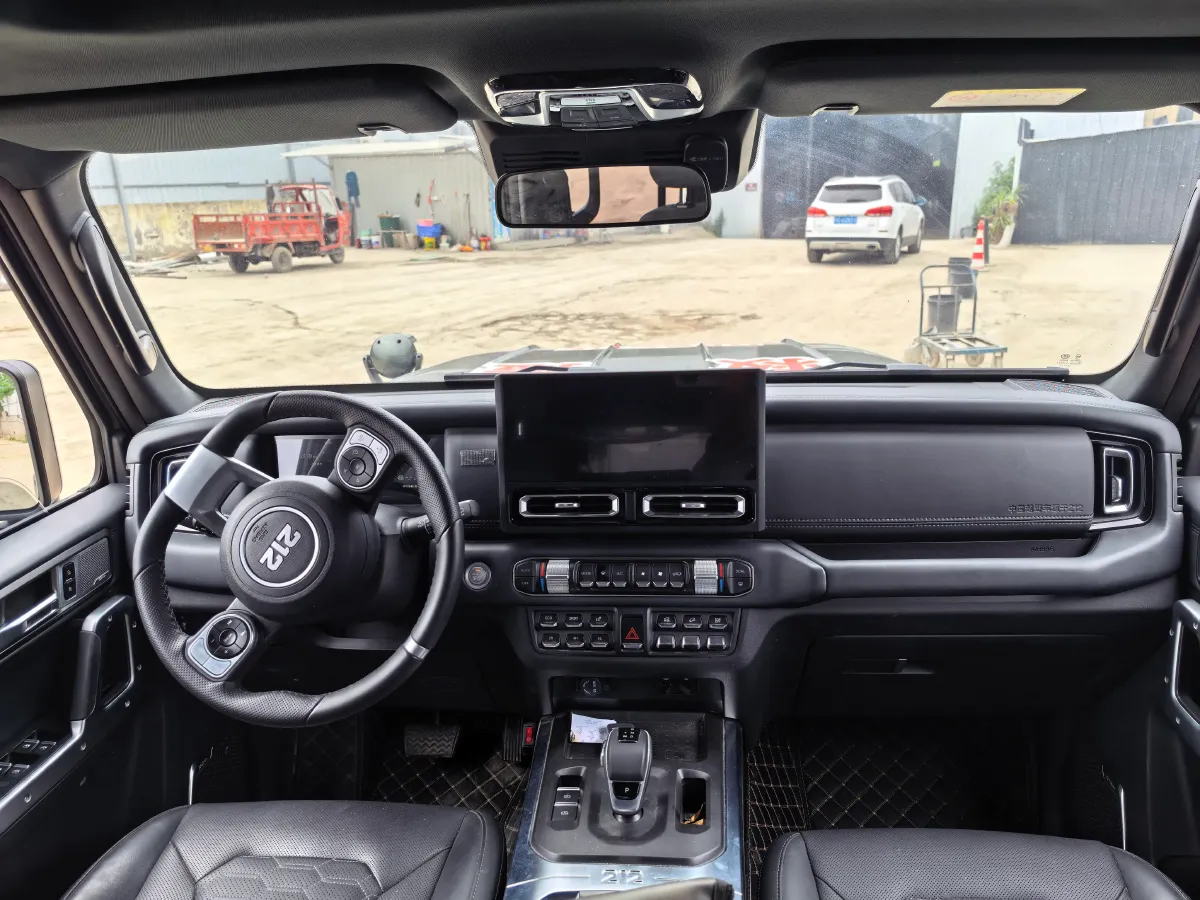 2024 212 212 T01 2.0T 252HP L4 8AT,autocango,china used car exporter,china ev exporter,chinese used car exporter,chinese used ev exporter