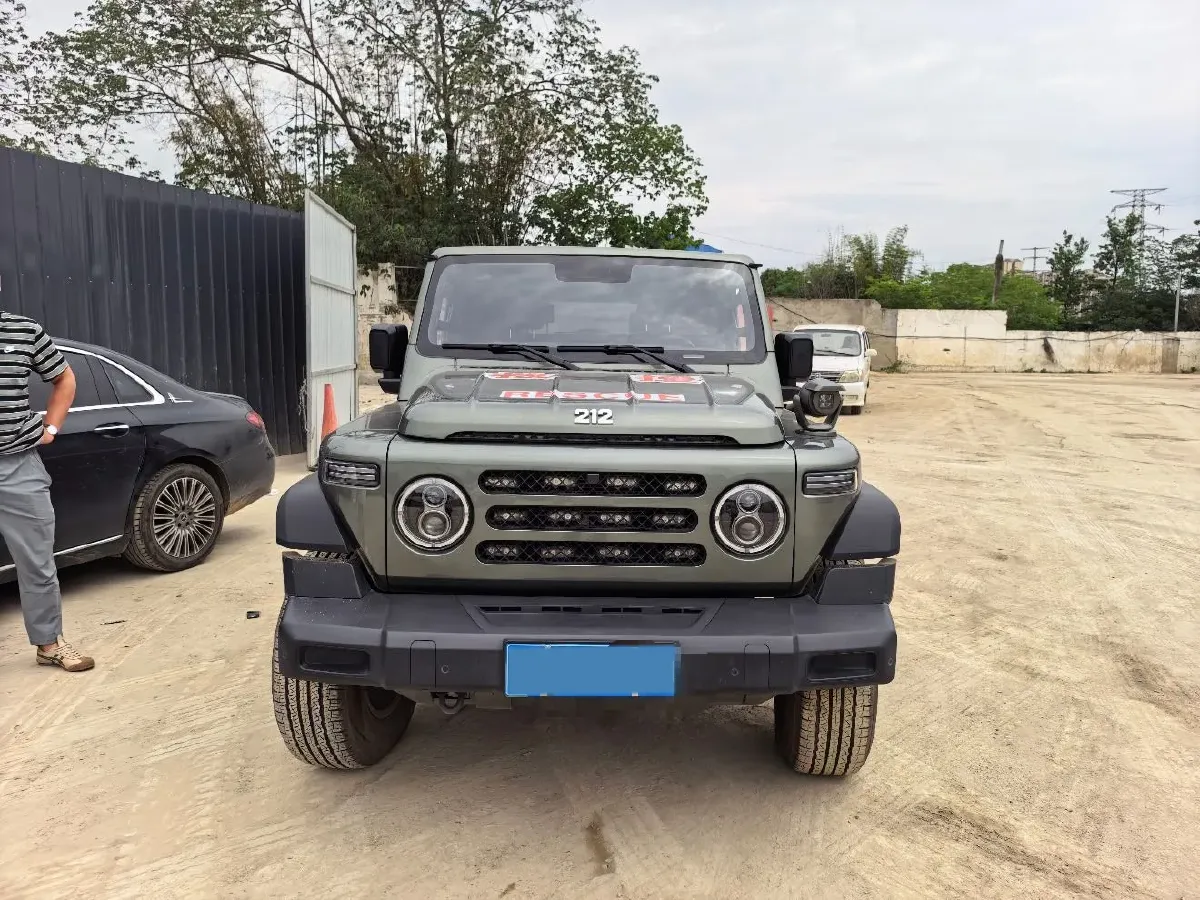 2024 212 212 T01 2.0T 252HP L4 8AT,autocango,china used car exporter,china ev exporter,chinese used car exporter,chinese used ev exporter