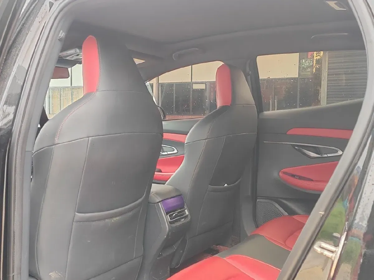 2020 ChangAn UNI-T 1.5T 180HP L4 7DCT,autocango,china used car exporter,china ev exporter,chinese used car exporter,chinese used ev exporter