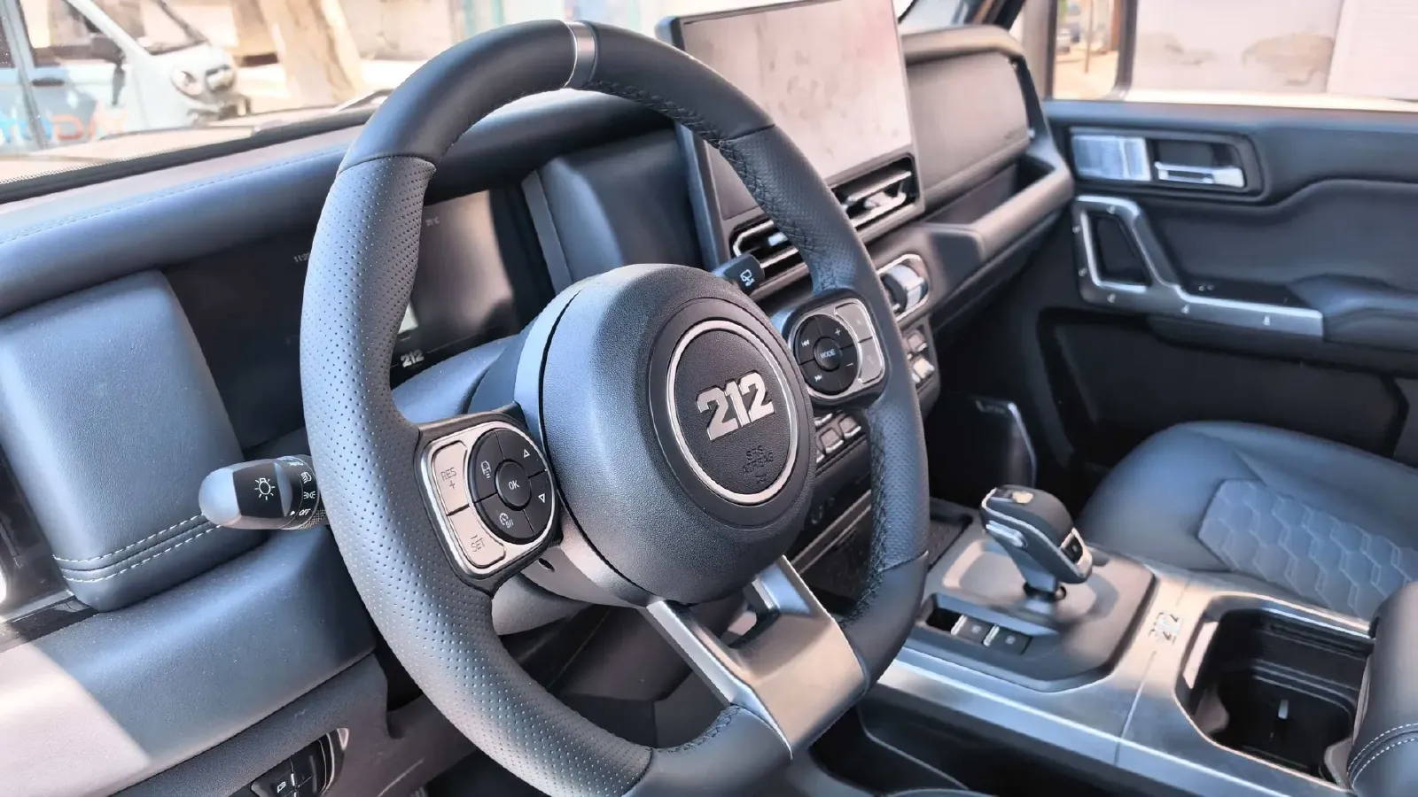 2024 212 212 T01 2.0T 252HP L4 8AT,autocango,china used car exporter,china ev exporter,chinese used car exporter,chinese used ev exporter