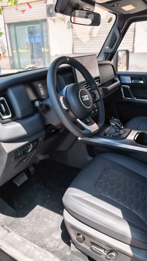 2024 212 212 T01 2.0T 252HP L4 8AT,autocango,china used car exporter,china ev exporter,chinese used car exporter,chinese used ev exporter