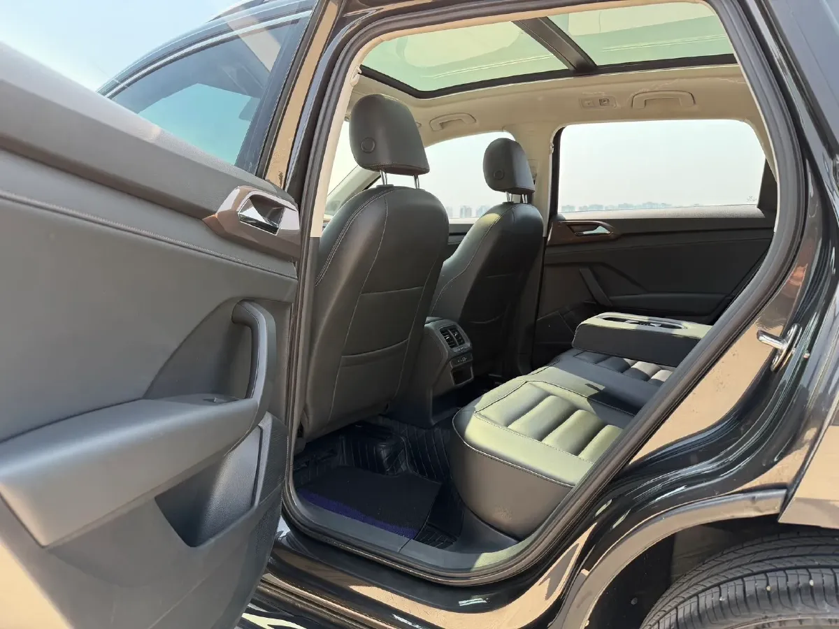 2022 Ford Transit 2.0T 202HP L4 6AT,autocango,china used car exporter,china ev exporter,chinese used car exporter,chinese used ev exporter