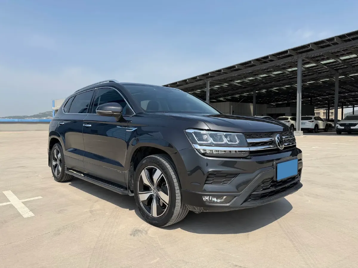 2022 Ford Transit 2.0T 202HP L4 6AT,autocango,china used car exporter,china ev exporter,chinese used car exporter,chinese used ev exporter
