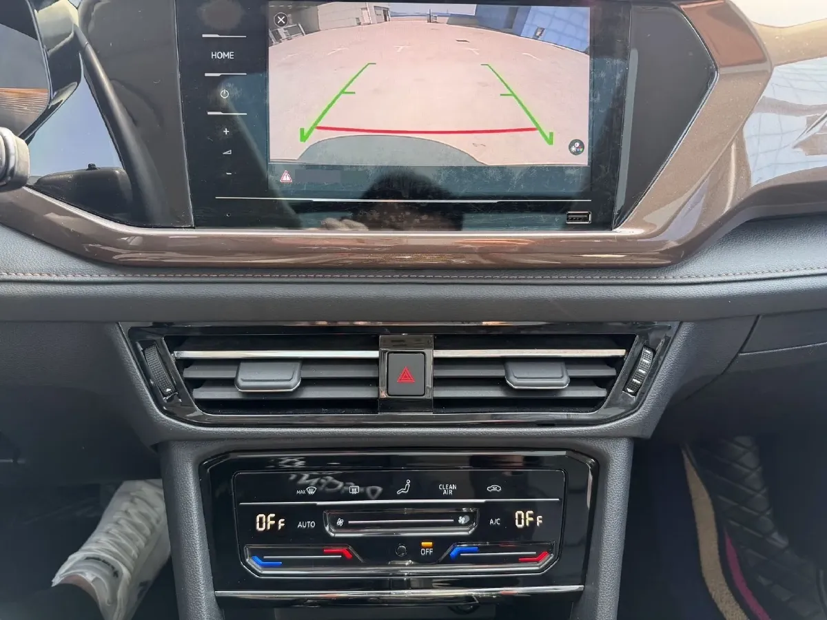 2022 Ford Transit 2.0T 202HP L4 6AT,autocango,china used car exporter,china ev exporter,chinese used car exporter,chinese used ev exporter