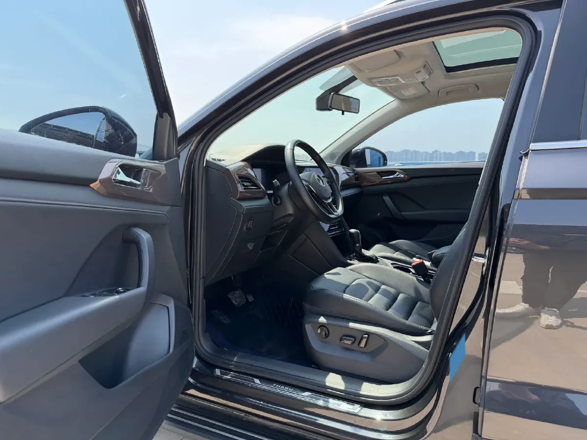 2022 Ford Transit 2.0T 202HP L4 6AT,autocango,china used car exporter,china ev exporter,chinese used car exporter,chinese used ev exporter