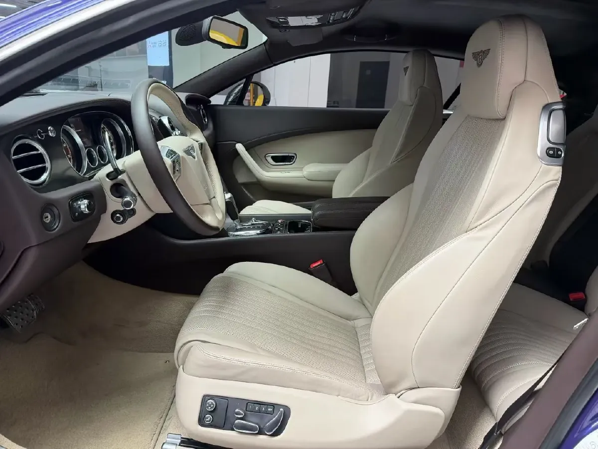 2017 Bentley Continental 4.0T 528HP V8 8AT,autocango,china used car exporter,china ev exporter,chinese used car exporter,chinese used ev exporter