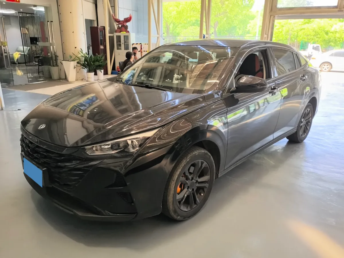 2023 DongFeng Aeolus YiXuan 1.5L 125HP L4 6DCT,autocango,china used car exporter,china ev exporter,chinese used car exporter,chinese used ev exporter