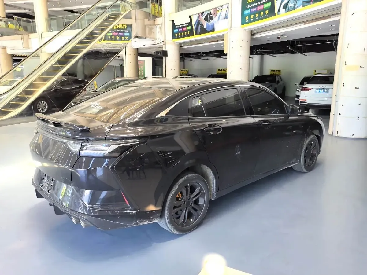 2023 DongFeng Aeolus YiXuan 1.5L 125HP L4 6DCT,autocango,china used car exporter,china ev exporter,chinese used car exporter,chinese used ev exporter