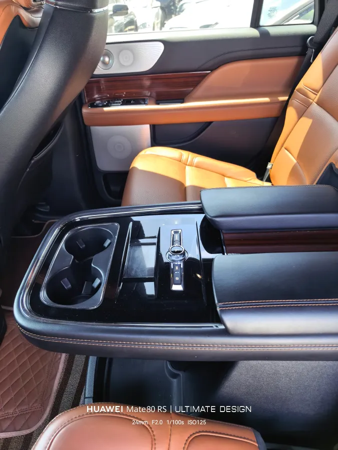 2020 Lincoln Navigator 3.5T 388HP V6 10AT,autocango,china used car exporter,china ev exporter,chinese used car exporter,chinese used ev exporter