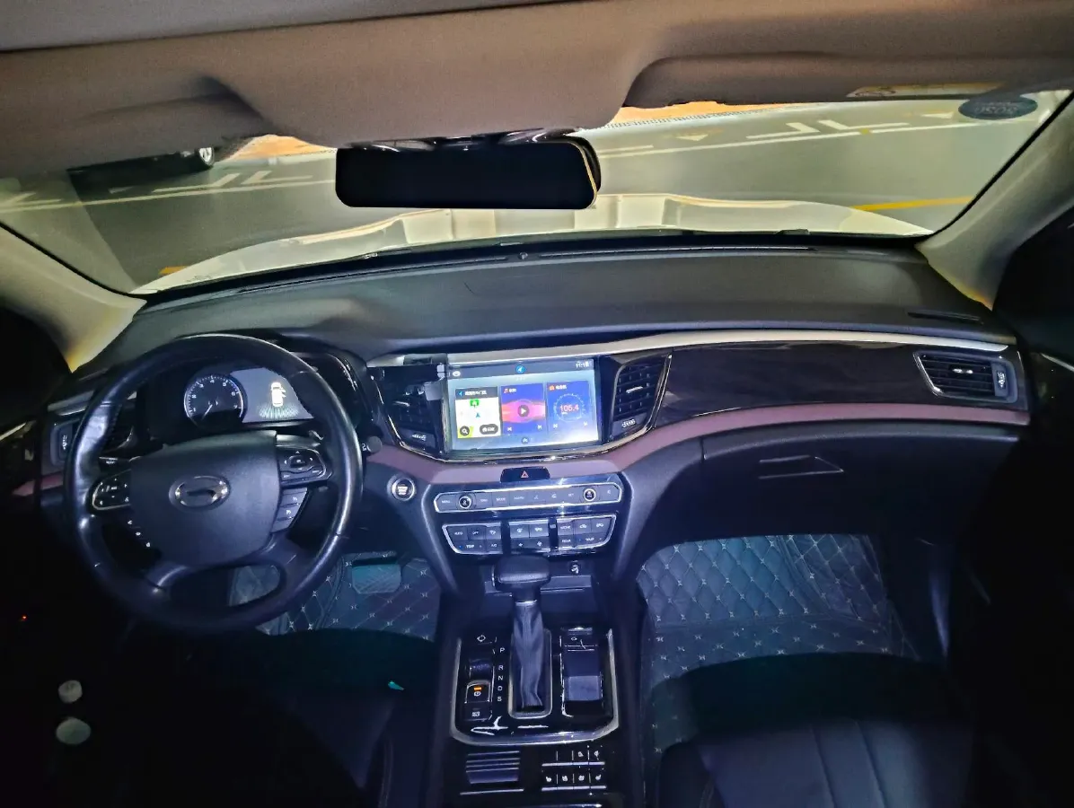 2017 GAC Trumpchi GS8 2.0T 201HP L4 6AT,autocango,china used car exporter,china ev exporter,chinese used car exporter,chinese used ev exporter