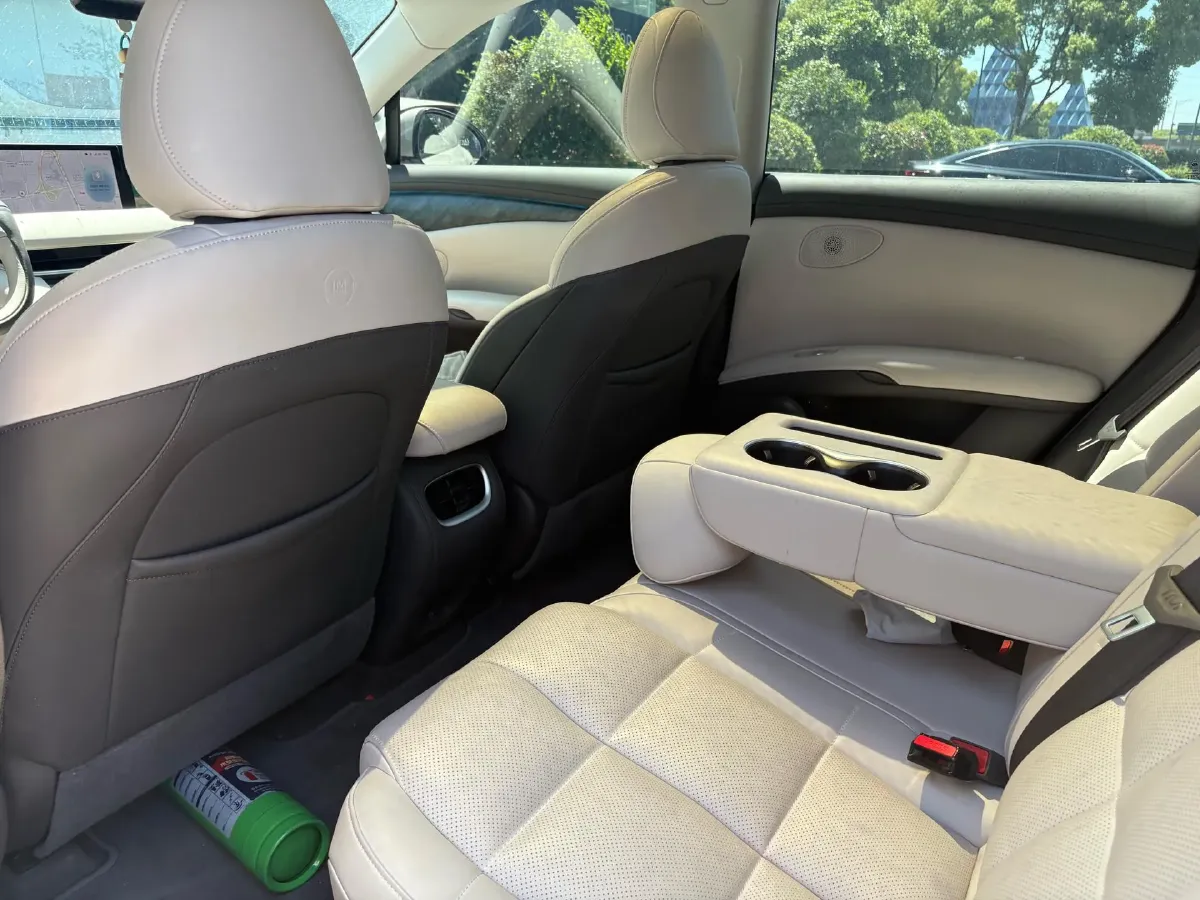 2023 IM LS6 BEV 100KWH,autocango,china used car exporter,china ev exporter,chinese used car exporter,chinese used ev exporter
