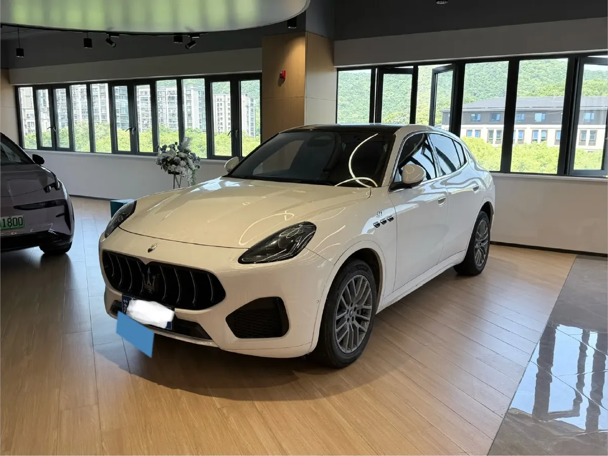 2023 Maserati Grecale 2.0T 300HP L4 8AT,autocango,china used car exporter,china ev exporter,chinese used car exporter,chinese used ev exporter