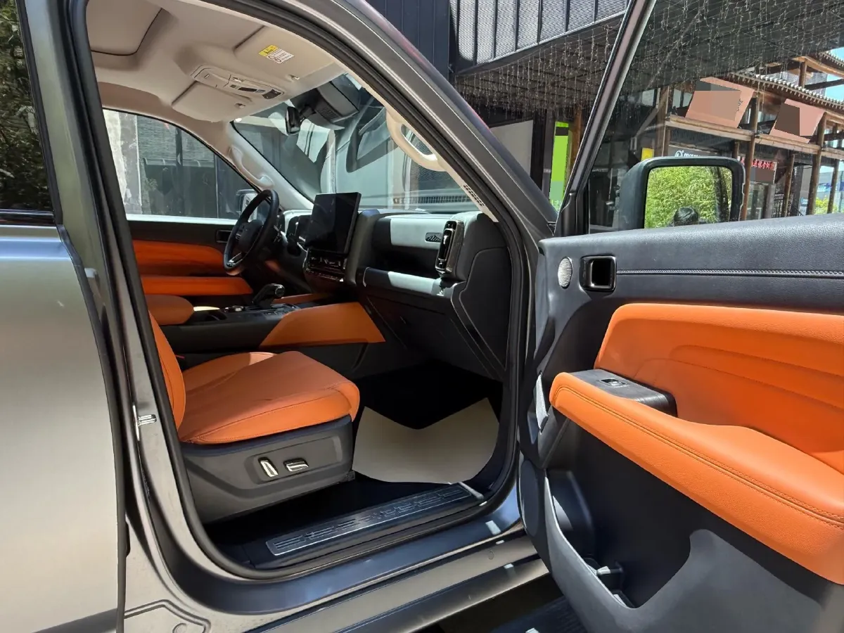 2024 Haval H9 2.0T 224HP L4 8AT,autocango,china used car exporter,china ev exporter,chinese used car exporter,chinese used ev exporter