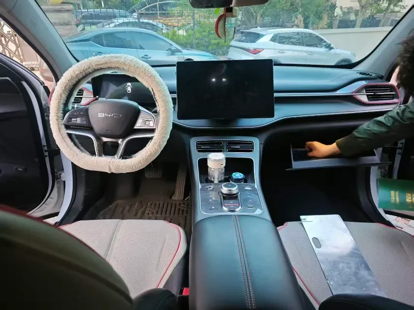 2022 ChangAn Oshan Z6 1.5T 170HP L4 6TCT PHEV 28.4KWH,autocango,china used car exporter,china ev exporter,chinese used car exporter,chinese used ev exporter