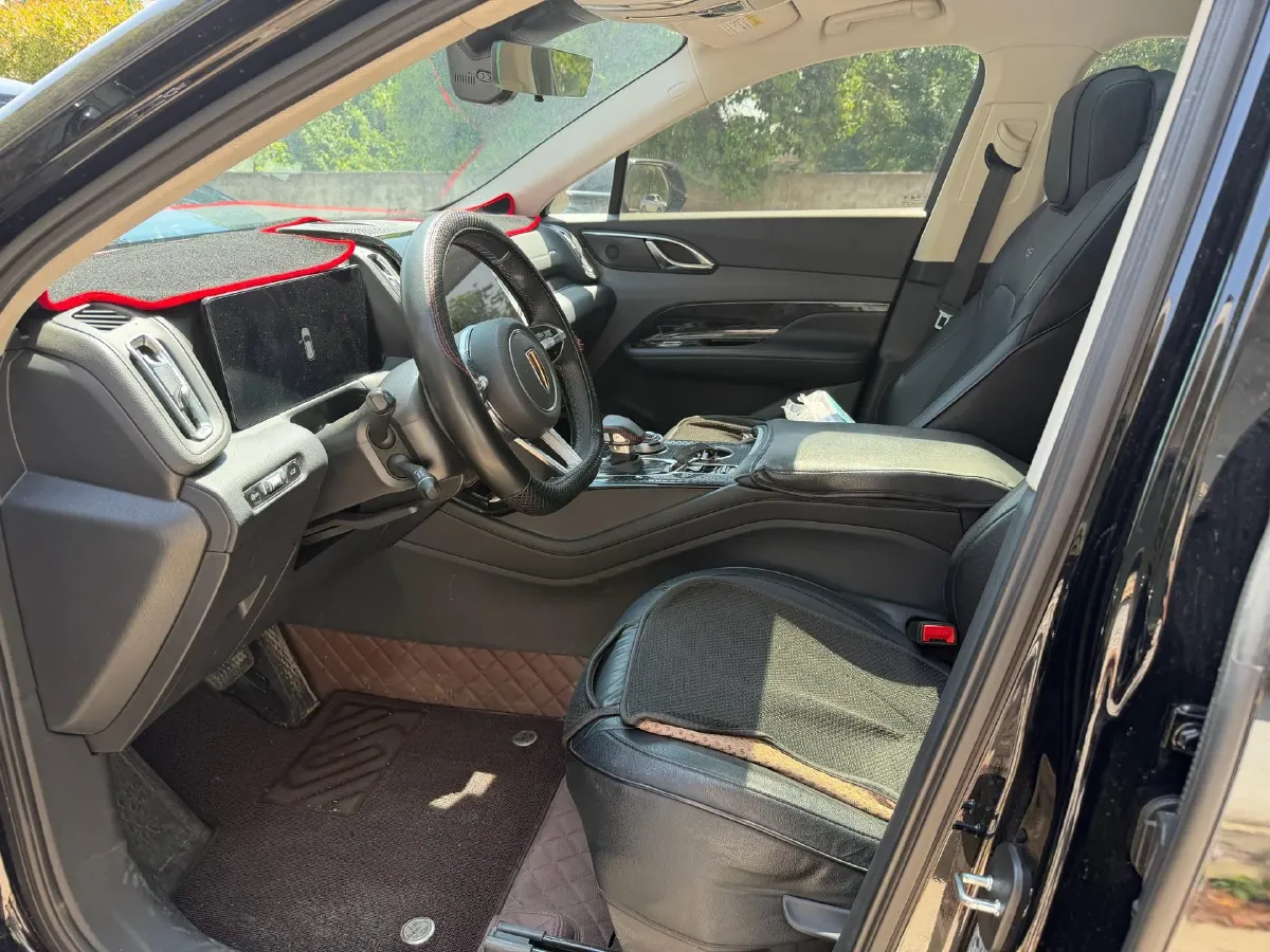 2024 HongQi HS3 1.5T 169HP L4 7DCT,autocango,china used car exporter,china ev exporter,chinese used car exporter,chinese used ev exporter