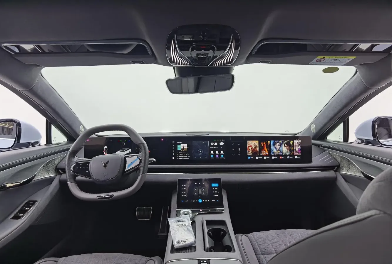 2023 Voyah ZhuiGuang BEV 82.11KWH,autocango,china used car exporter,china ev exporter,chinese used car exporter,chinese used ev exporter