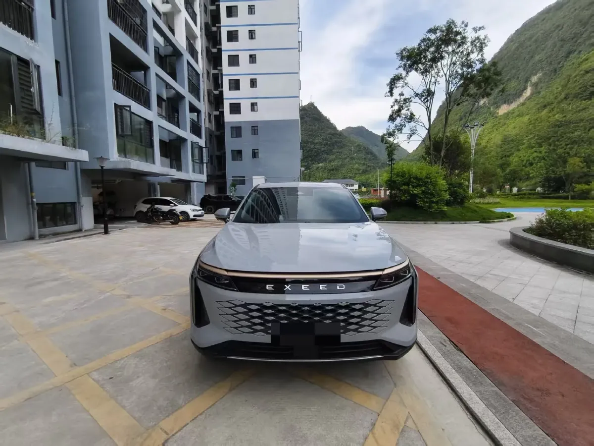 2023 Exceed RX 2.0T 261HP L4 7DCT,autocango,china used car exporter,china ev exporter,chinese used car exporter,chinese used ev exporter