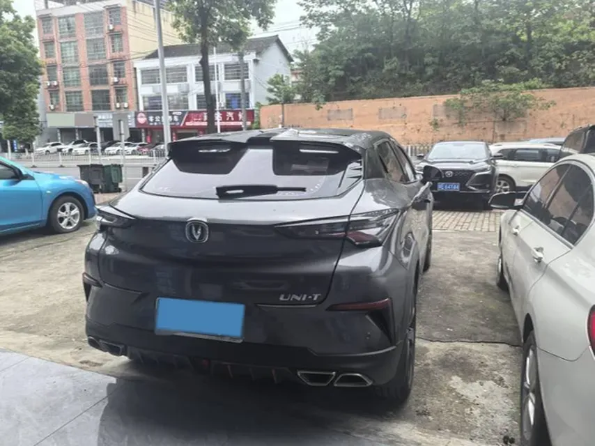 2020 ChangAn UNI-T 1.5T 180HP L4 7DCT,autocango,china used car exporter,china ev exporter,chinese used car exporter,chinese used ev exporter