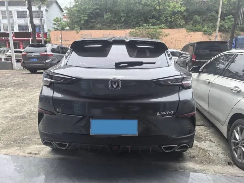 2020 ChangAn UNI-T 1.5T 180HP L4 7DCT,autocango,china used car exporter,china ev exporter,chinese used car exporter,chinese used ev exporter