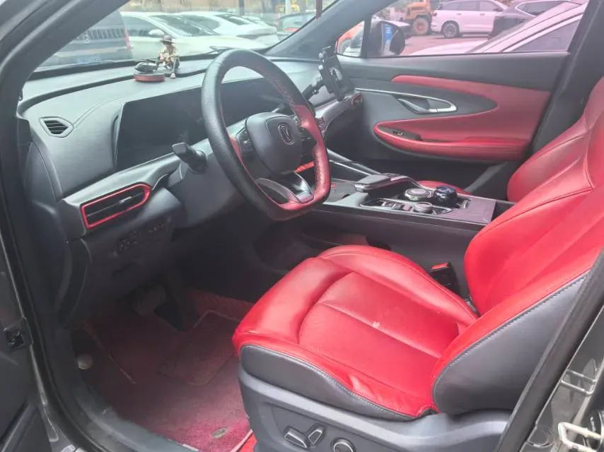 2020 ChangAn UNI-T 1.5T 180HP L4 7DCT,autocango,china used car exporter,china ev exporter,chinese used car exporter,chinese used ev exporter