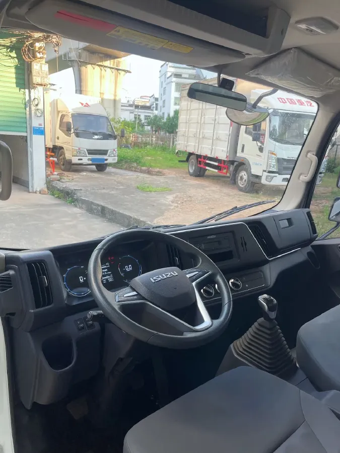 2023 Isuzu T17 3.0T 142HP L4 5MT,autocango,china used car exporter,china ev exporter,chinese used car exporter,chinese used ev exporter