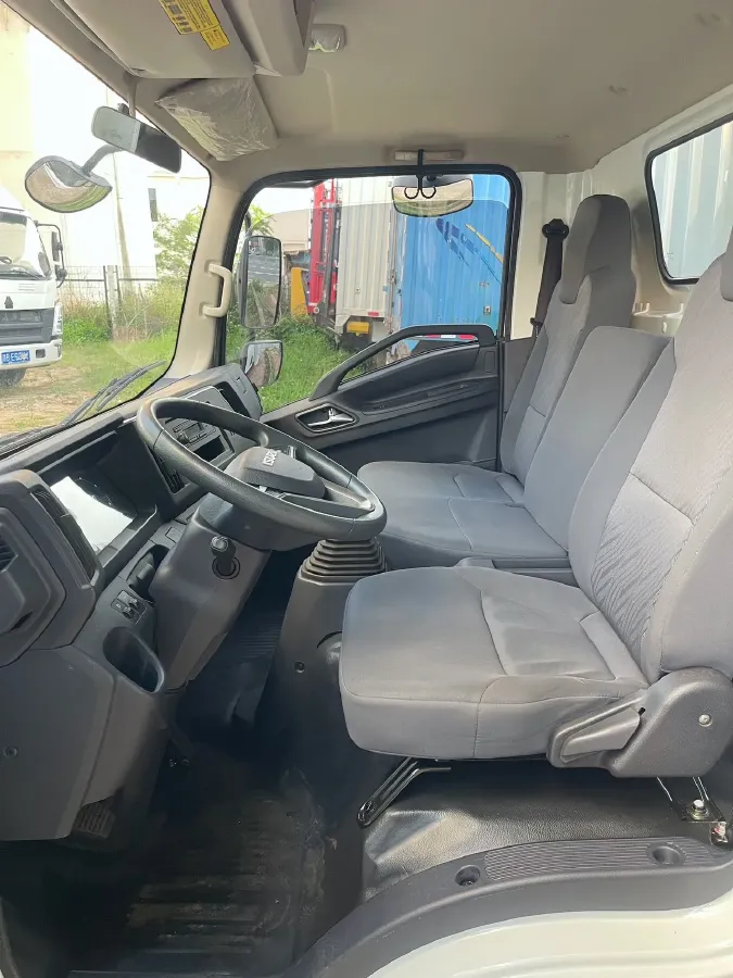 2023 Isuzu T17 3.0T 142HP L4 5MT,autocango,china used car exporter,china ev exporter,chinese used car exporter,chinese used ev exporter
