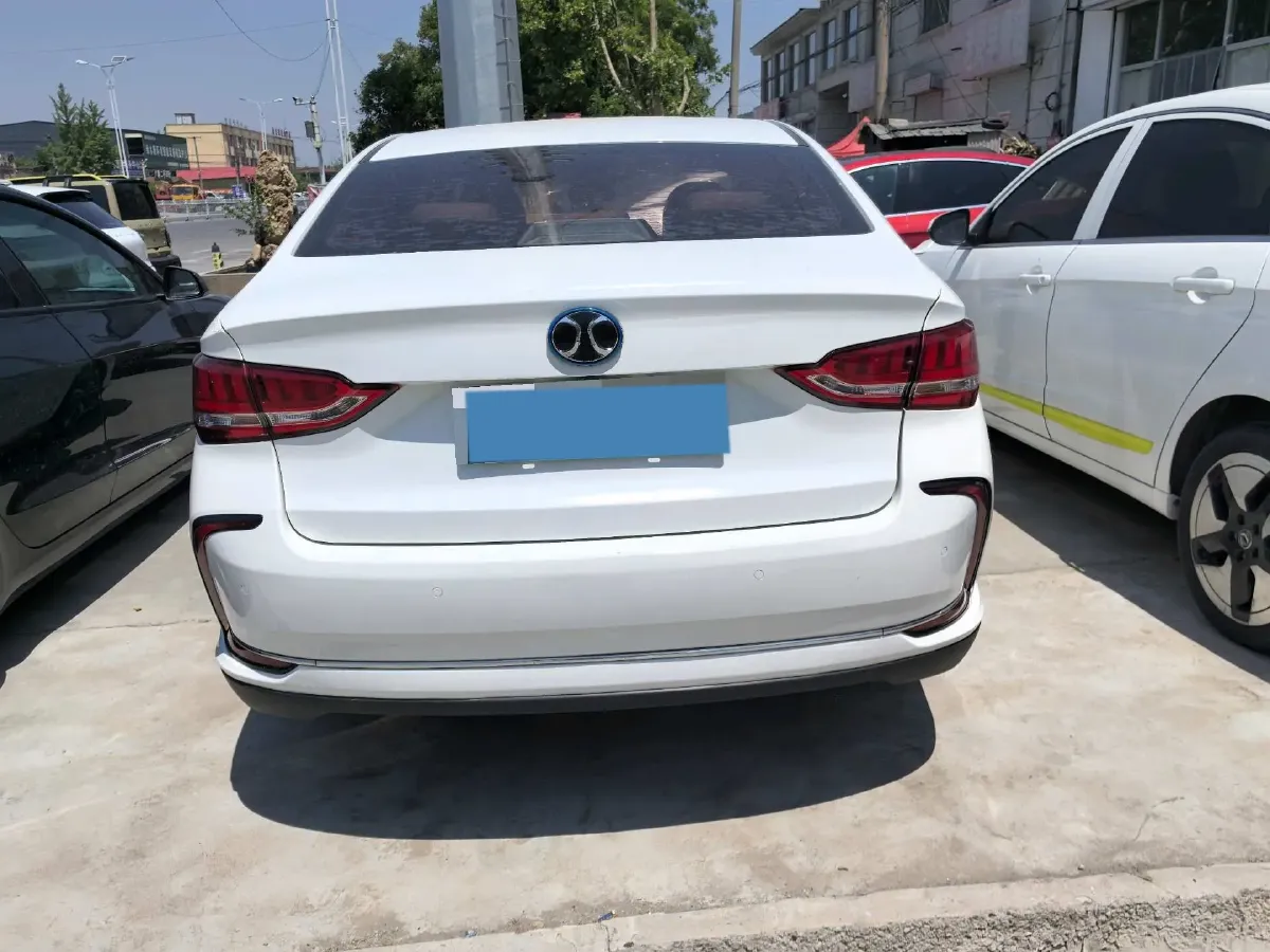 2018 BeiJing Auto EU5 BEV 60.23KWH,autocango,china used car exporter,china ev exporter,chinese used car exporter,chinese used ev exporter