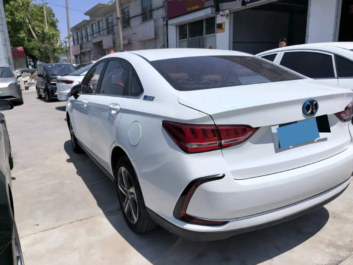 2018 BeiJing Auto EU5 BEV 60.23KWH,autocango,china used car exporter,china ev exporter,chinese used car exporter,chinese used ev exporter