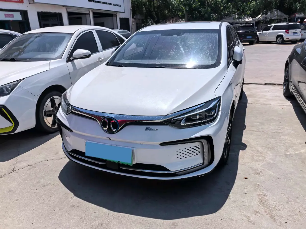 2018 BeiJing Auto EU5 BEV 60.23KWH,autocango,china used car exporter,china ev exporter,chinese used car exporter,chinese used ev exporter