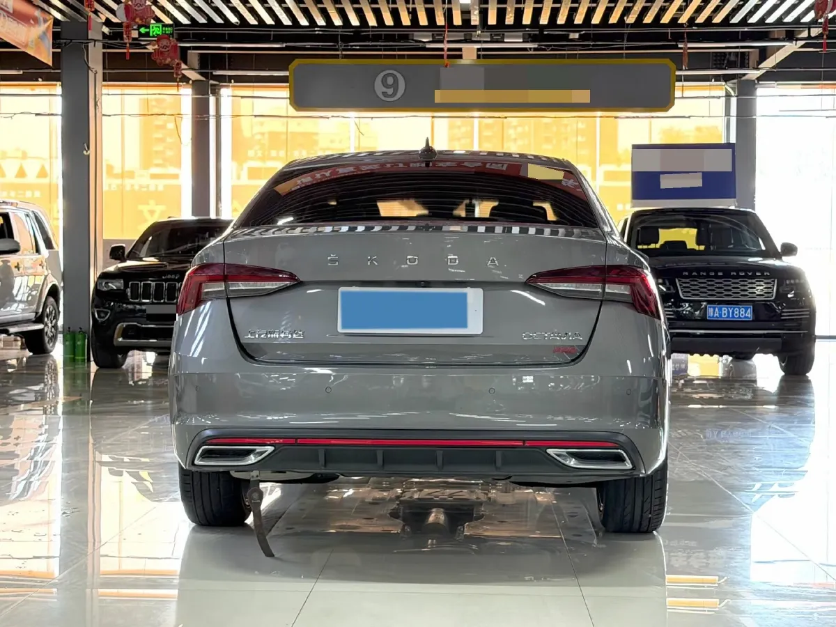 2022 Skoda Octavia 1.4T 150HP L4 7DCT,autocango,china used car exporter,china ev exporter,chinese used car exporter,chinese used ev exporter