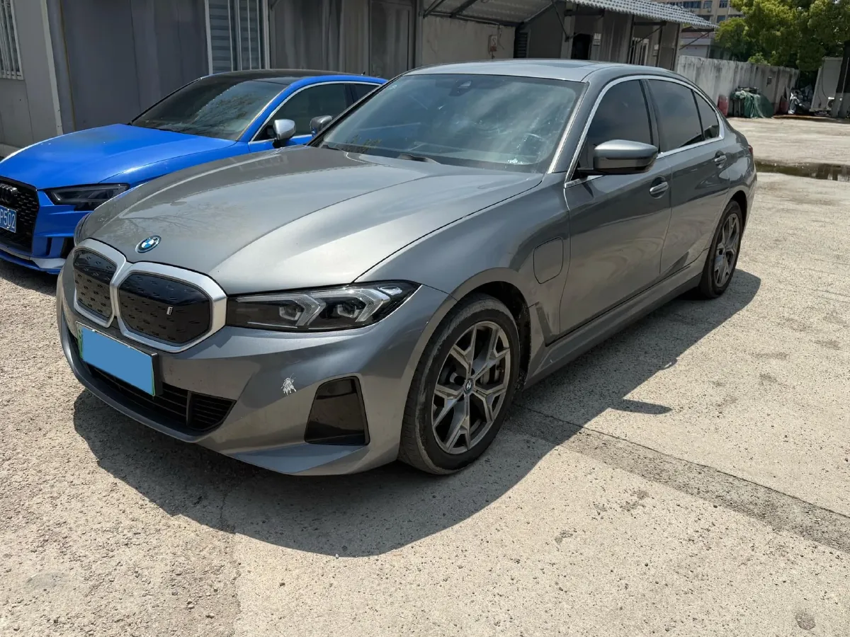 2024 BMW i3 BEV 70KWH,autocango,china used car exporter,china ev exporter,chinese used car exporter,chinese used ev exporter