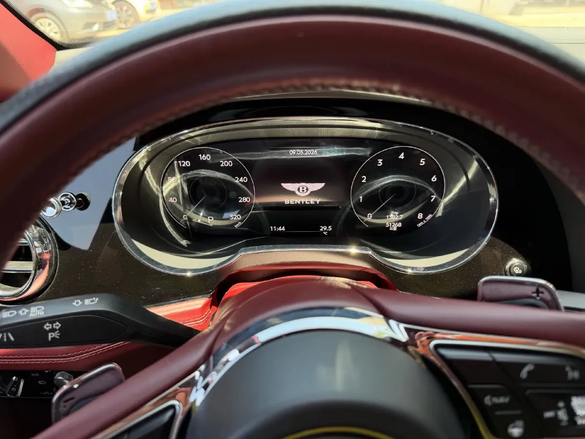 2021 Bentley Bentayga 4.0T 550HP V8 8AT,autocango,china used car exporter,china ev exporter,chinese used car exporter,chinese used ev exporter