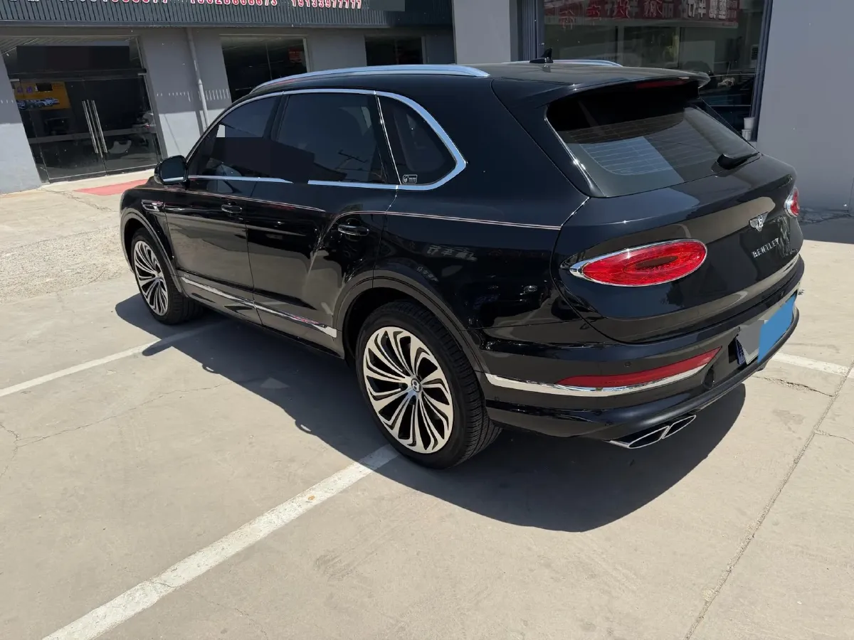 2021 Bentley Bentayga 4.0T 550HP V8 8AT,autocango,china used car exporter,china ev exporter,chinese used car exporter,chinese used ev exporter