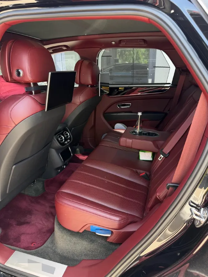 2021 Bentley Bentayga 4.0T 550HP V8 8AT,autocango,china used car exporter,china ev exporter,chinese used car exporter,chinese used ev exporter