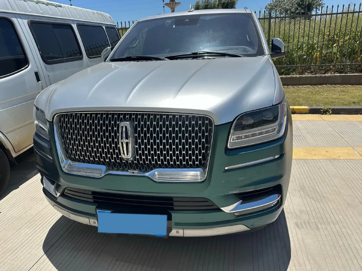 2018 Lincoln Navigator 3.5T 415HP V6 10AT,autocango,china used car exporter,china ev exporter,chinese used car exporter,chinese used ev exporter