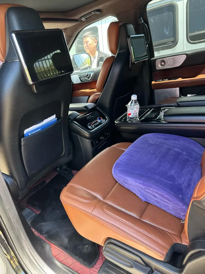 2018 Lincoln Navigator 3.5T 415HP V6 10AT,autocango,china used car exporter,china ev exporter,chinese used car exporter,chinese used ev exporter