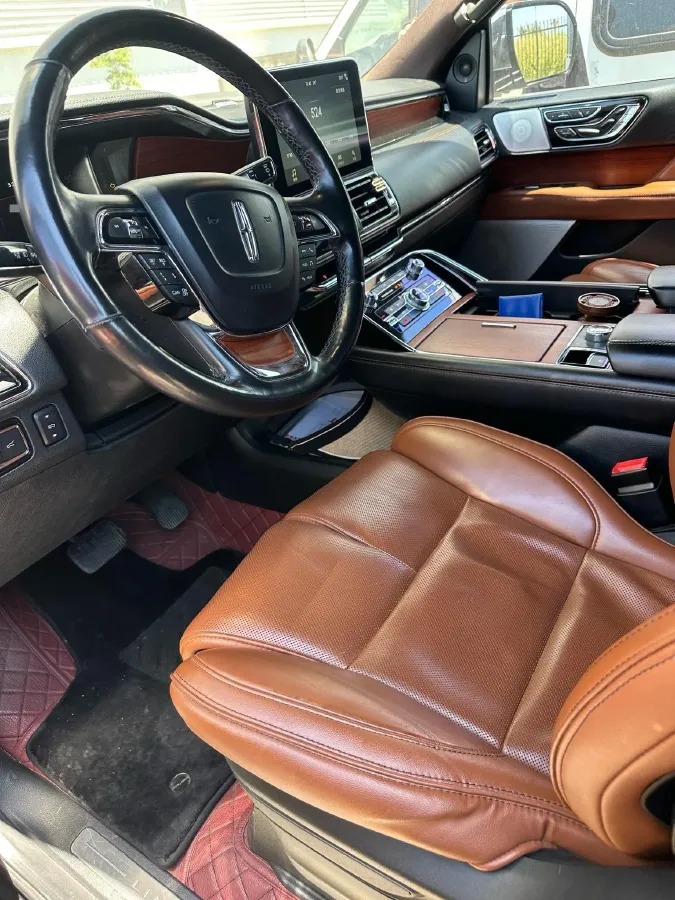 2018 Lincoln Navigator 3.5T 415HP V6 10AT,autocango,china used car exporter,china ev exporter,chinese used car exporter,chinese used ev exporter