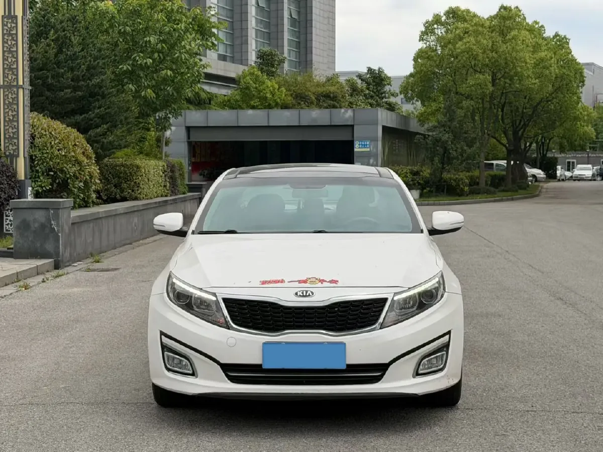 2015 Kia K5 2.0L 162HP L4 6AT,autocango,china used car exporter,china ev exporter,chinese used car exporter,chinese used ev exporter