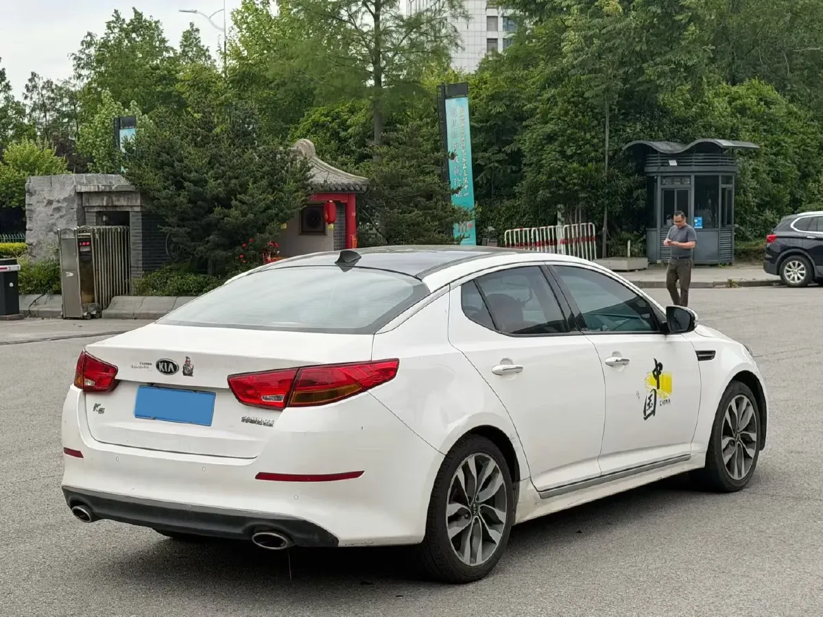2015 Kia K5 2.0L 162HP L4 6AT,autocango,china used car exporter,china ev exporter,chinese used car exporter,chinese used ev exporter