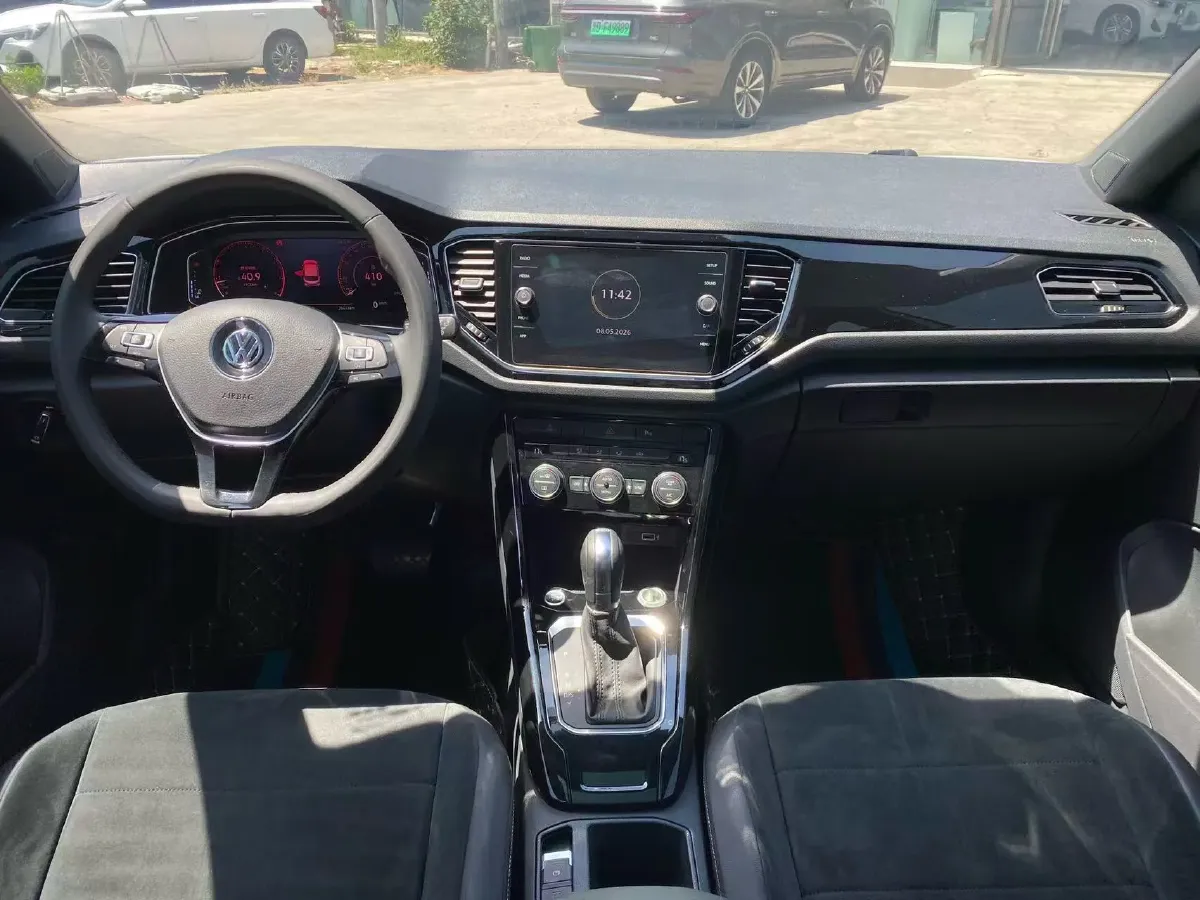 2018 Jeep Renegade 2.0L 155HP L4 9AT,autocango,china used car exporter,china ev exporter,chinese used car exporter,chinese used ev exporter
