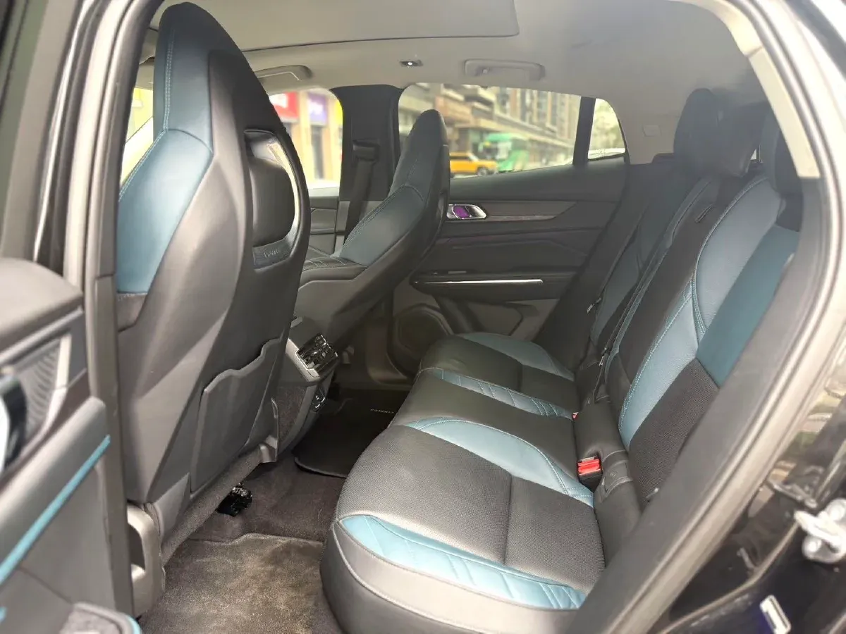 2020 LYNK&CO 05 2.0T 254HP L4 8AT,autocango,china used car exporter,china ev exporter,chinese used car exporter,chinese used ev exporter