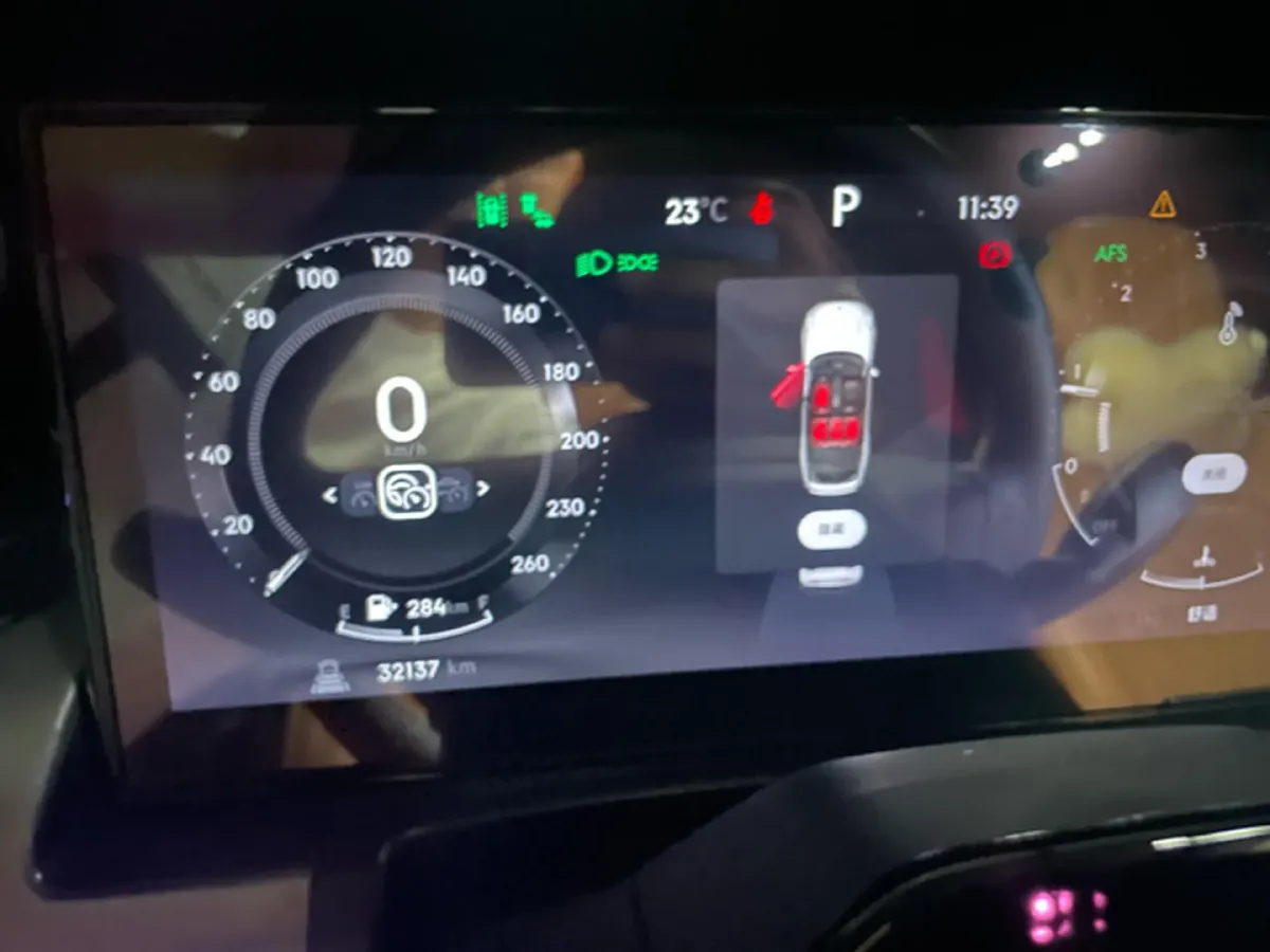 2024 LYNK&CO 09 2.0T 254HP L4 8AT,autocango,china used car exporter,china ev exporter,chinese used car exporter,chinese used ev exporter