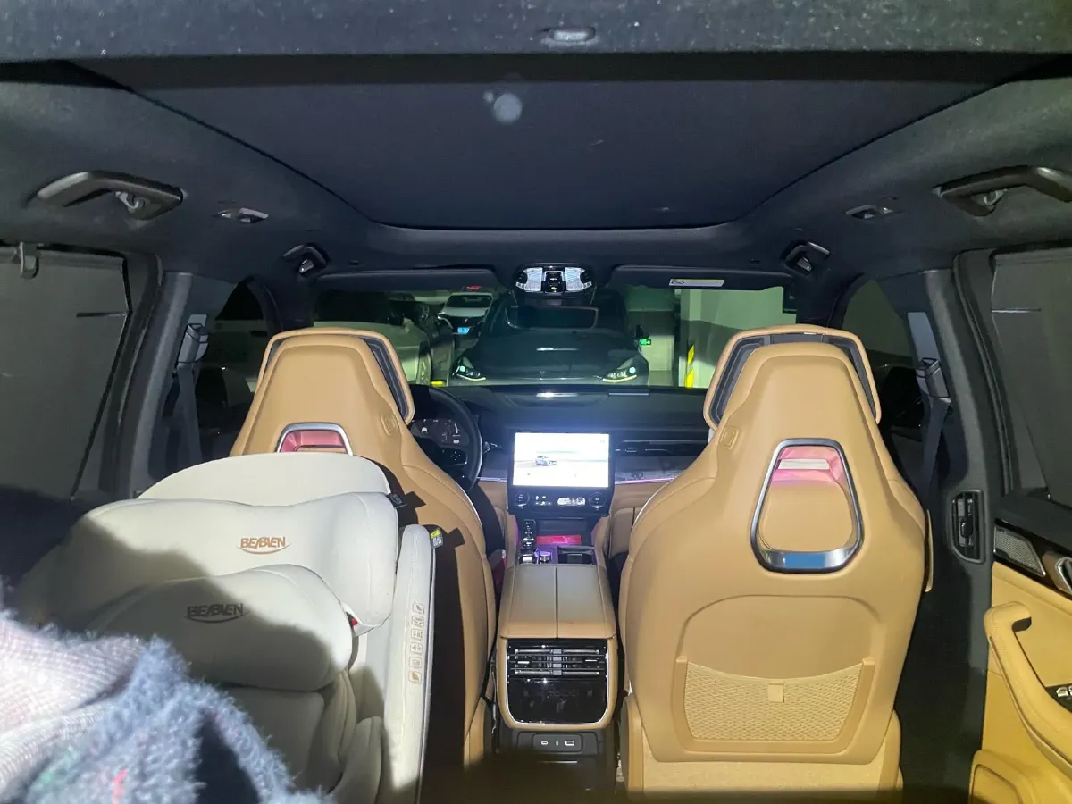 2024 LYNK&CO 09 2.0T 254HP L4 8AT,autocango,china used car exporter,china ev exporter,chinese used car exporter,chinese used ev exporter