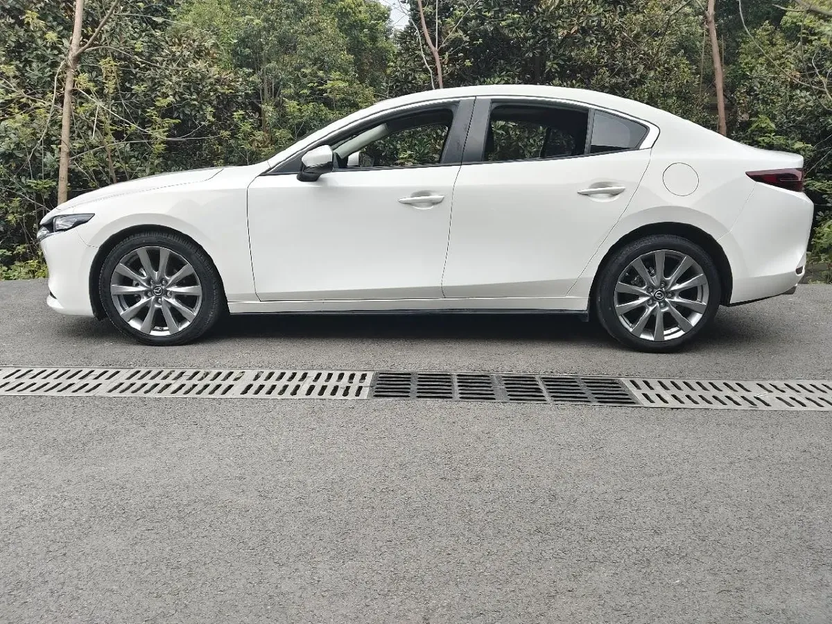 2021 Mazda 3 Axela 2.0L 158HP L4 6AT,autocango,china used car exporter,china ev exporter,chinese used car exporter,chinese used ev exporter