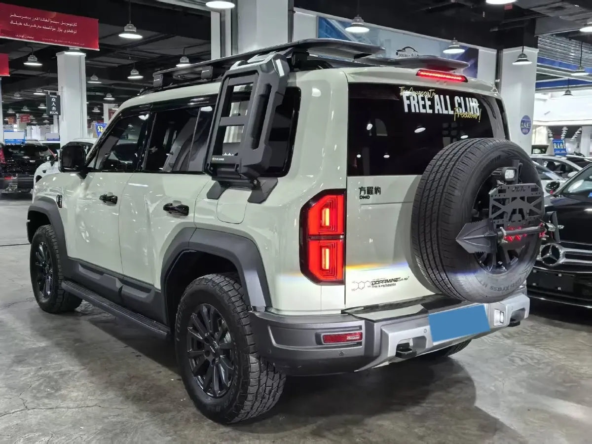 2023 FangChengBao Bao 5 1.5T 194HP L4 E-CVT PHEV 31.8KWH,autocango,china used car exporter,china ev exporter,chinese used car exporter,chinese used ev exporter