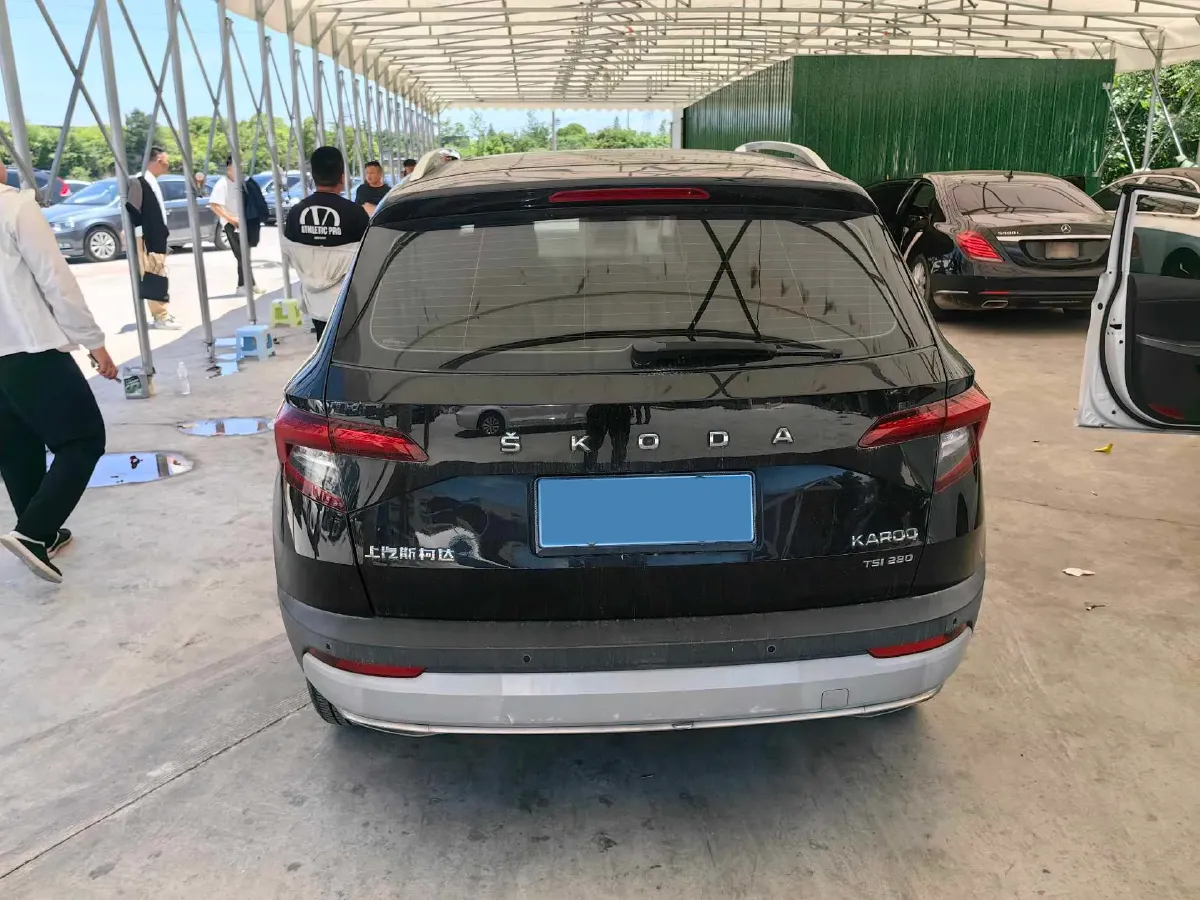 2020 Skoda Karoq 1.4T 150HP L4 7DCT,autocango,china used car exporter,china ev exporter,chinese used car exporter,chinese used ev exporter