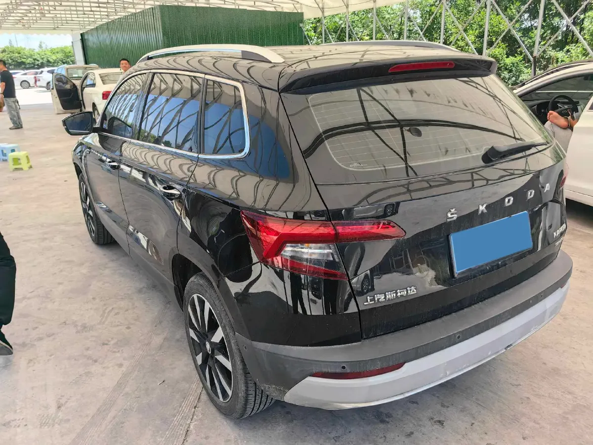 2020 Skoda Karoq 1.4T 150HP L4 7DCT,autocango,china used car exporter,china ev exporter,chinese used car exporter,chinese used ev exporter