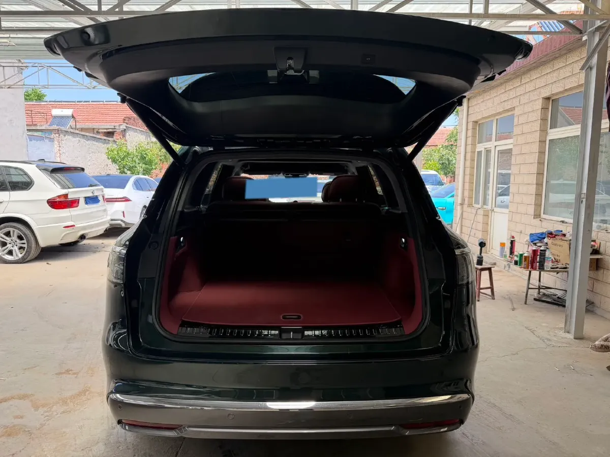 2025 AITO AITO M8 REEV 160HP REEV 53.4KWH,autocango,china used car exporter,china ev exporter,chinese used car exporter,chinese used ev exporter