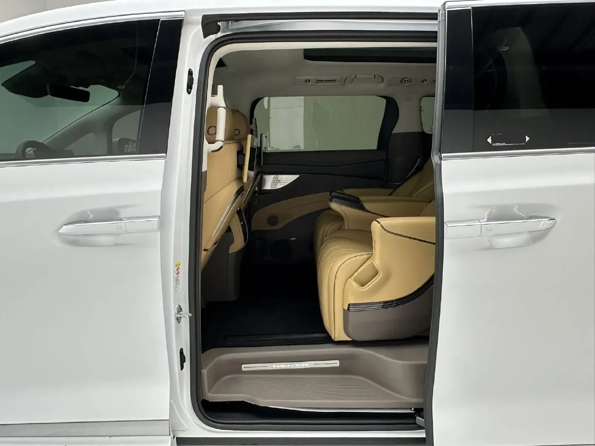 2022 Honda Odyssey 2.0L 146HP L4 E-CVT Hybrid,autocango,china used car exporter,china ev exporter,chinese used car exporter,chinese used ev exporter